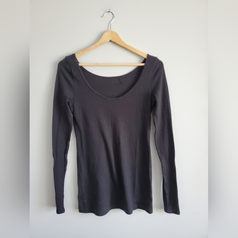Babaton wool blend black long sleeve scoop neck sweater.Medium. VGUC
